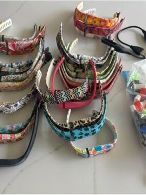 Fitbit Flex bands and chargers